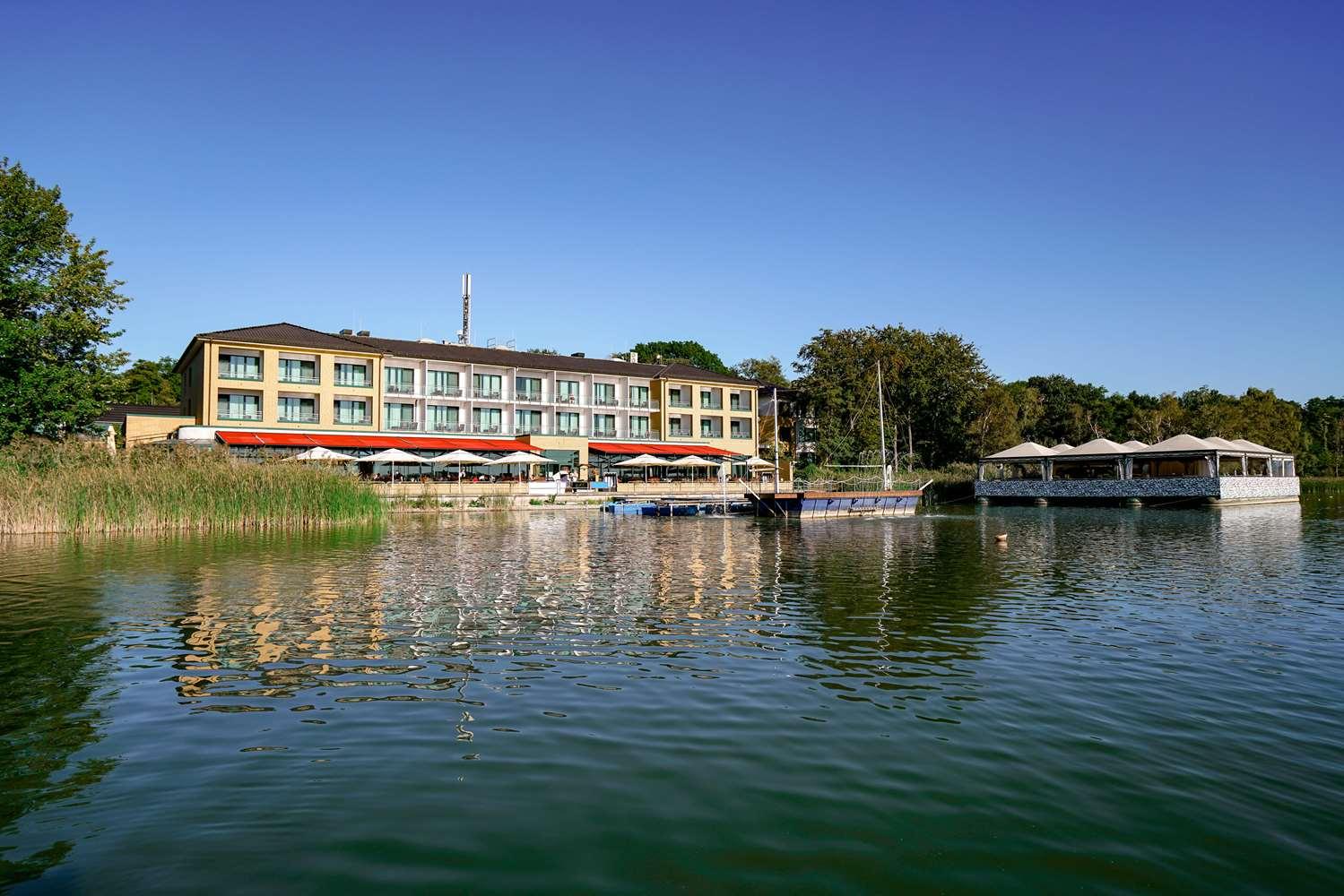 Seehotel Berlin-Rangsdorf Bagian luar foto